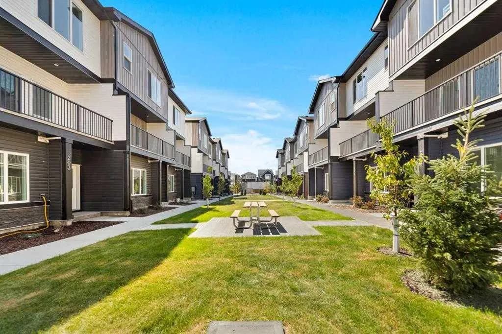 Row/Townhouse