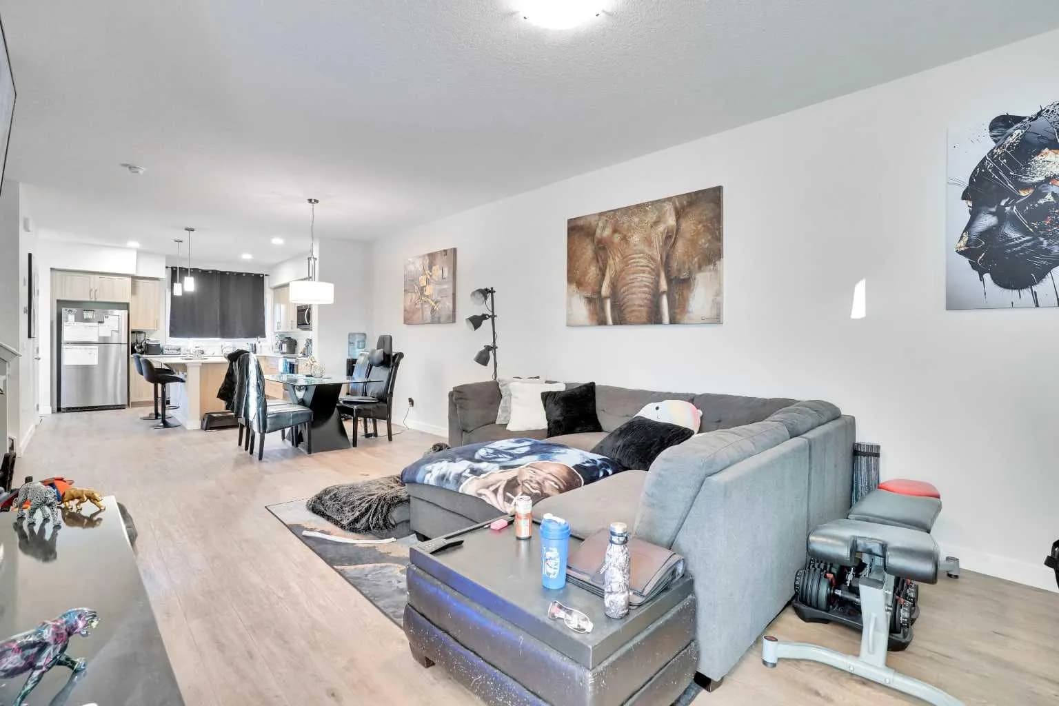 Semi Detached (Half Duplex)