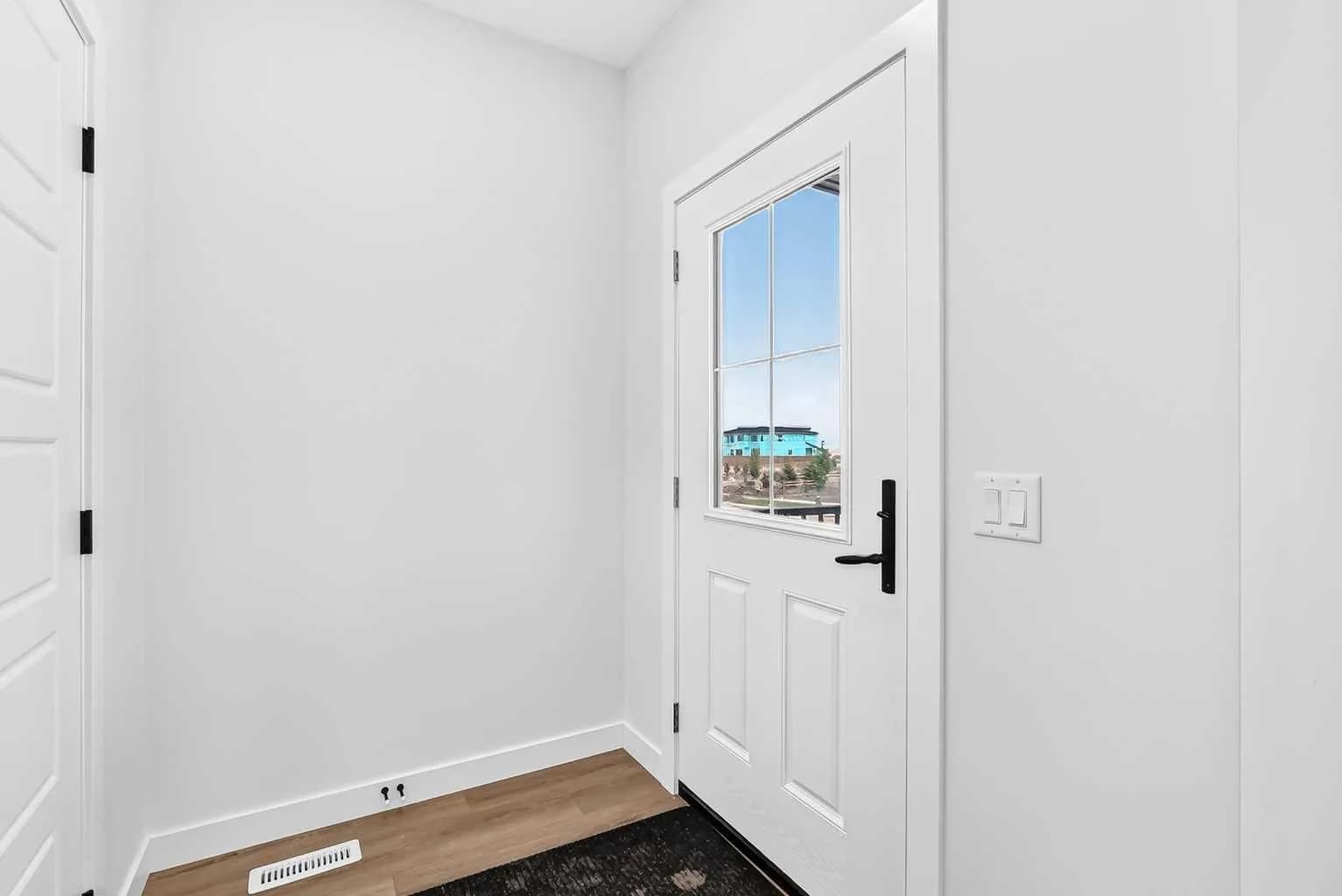 Semi Detached (Half Duplex)