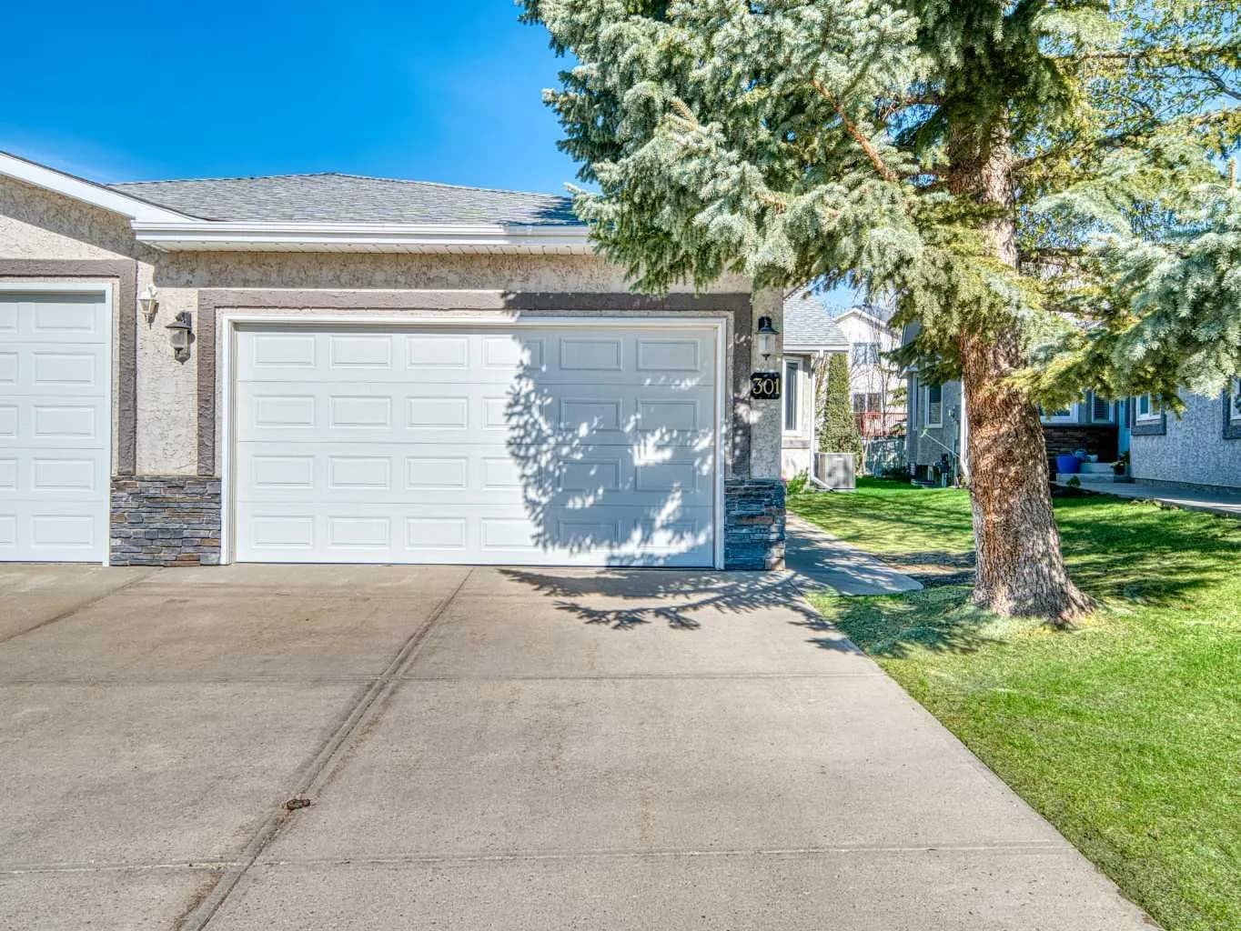 Semi Detached (Half Duplex)