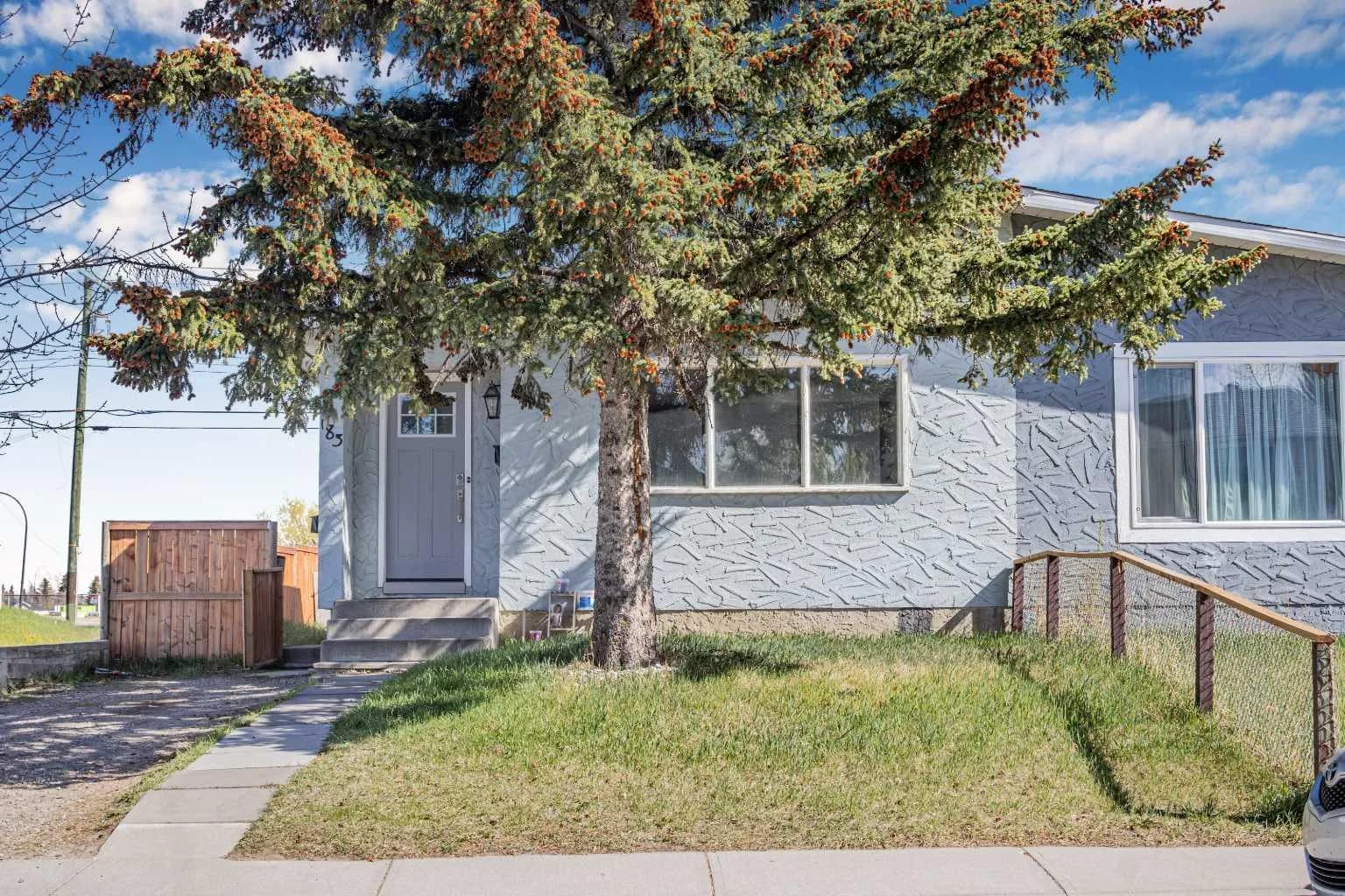 Semi Detached (Half Duplex)