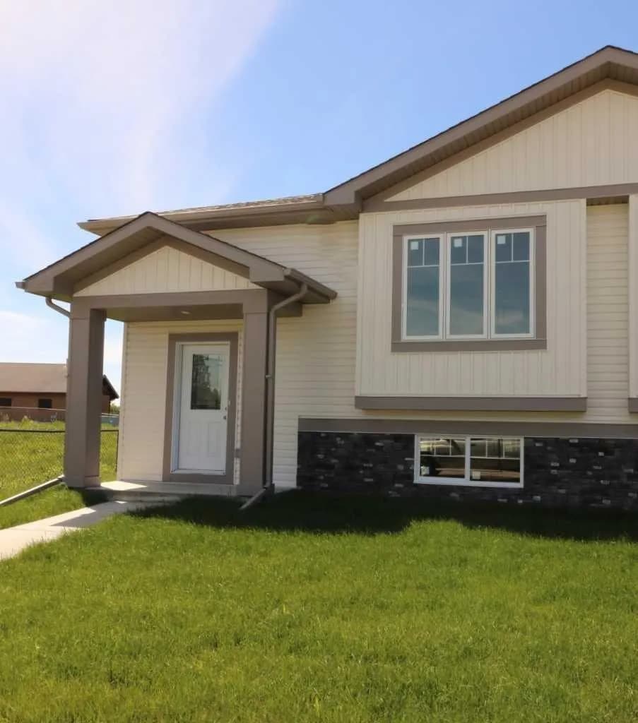 Semi Detached (Half Duplex)