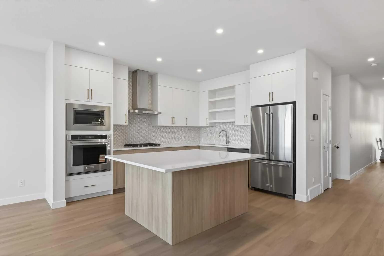 Semi Detached (Half Duplex)