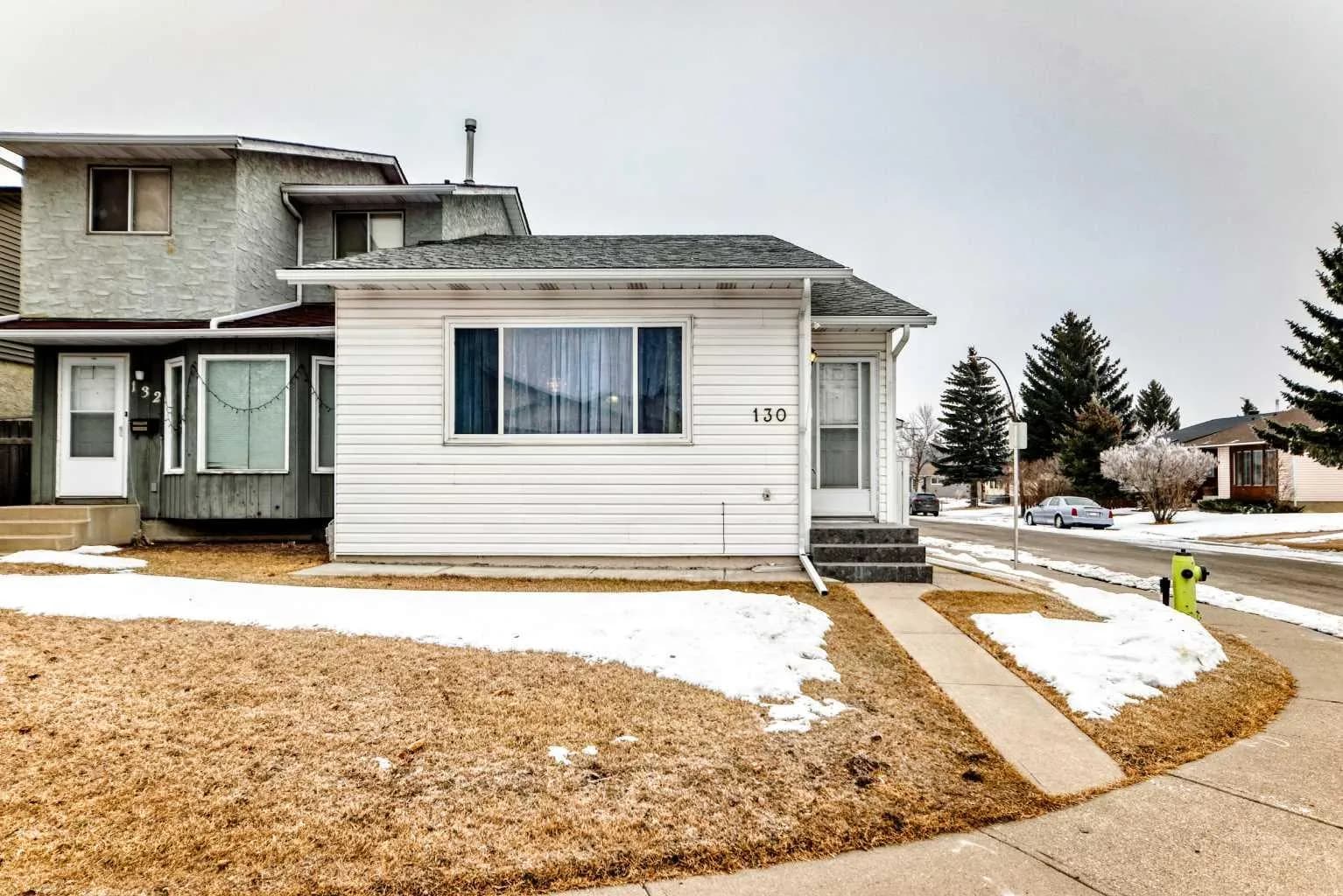 Semi Detached (Half Duplex)