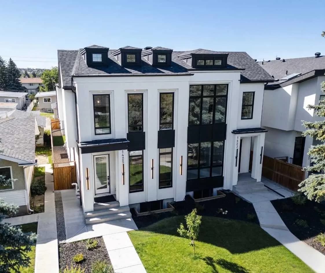Semi Detached (Half Duplex)