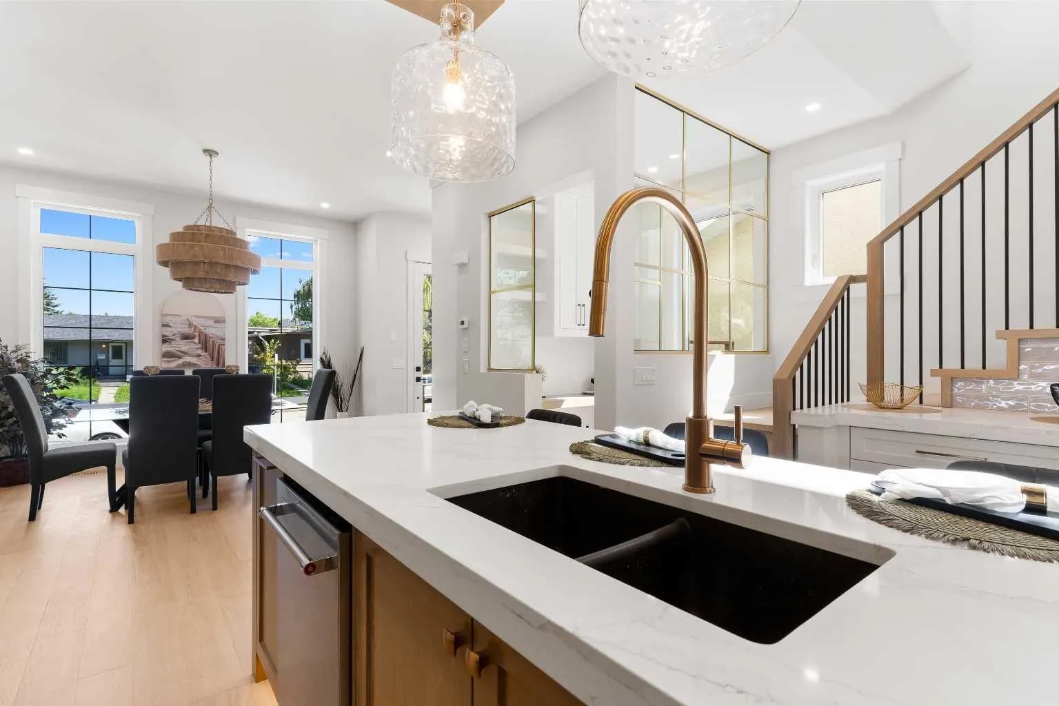 Semi Detached (Half Duplex)