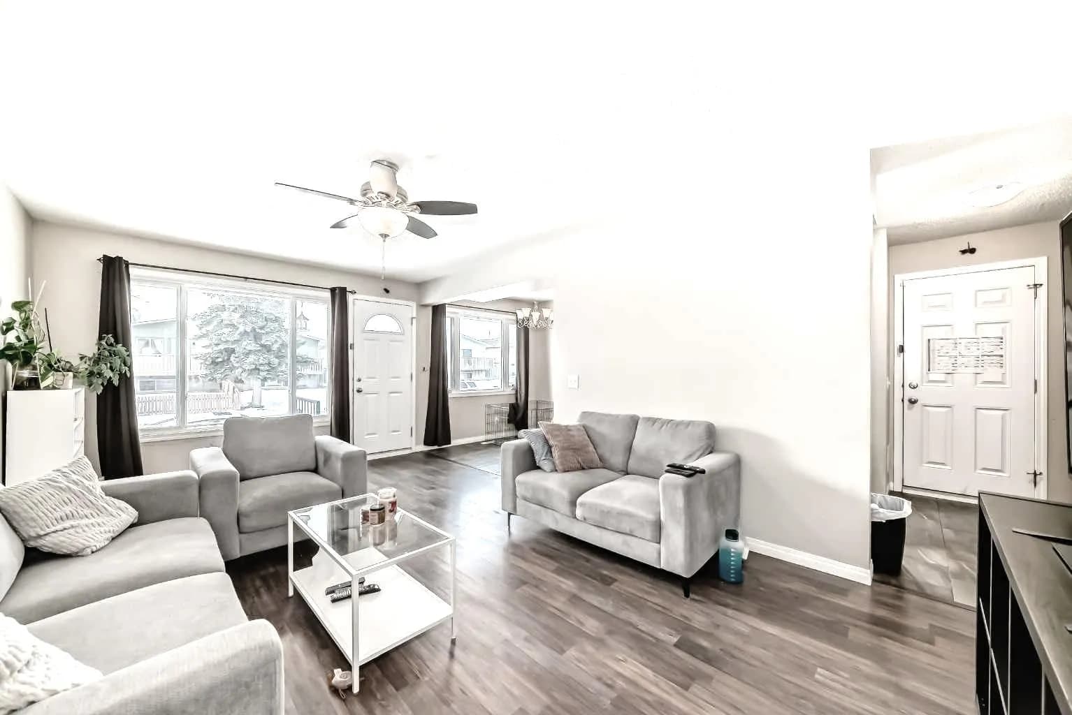 Semi Detached (Half Duplex)