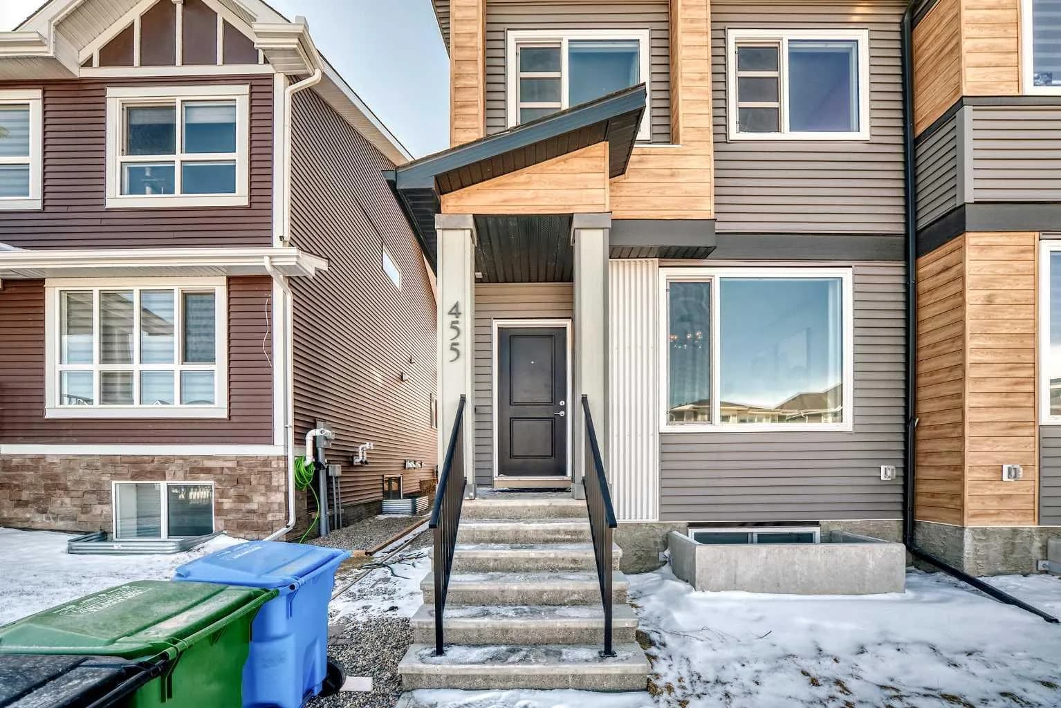 Semi Detached (Half Duplex)