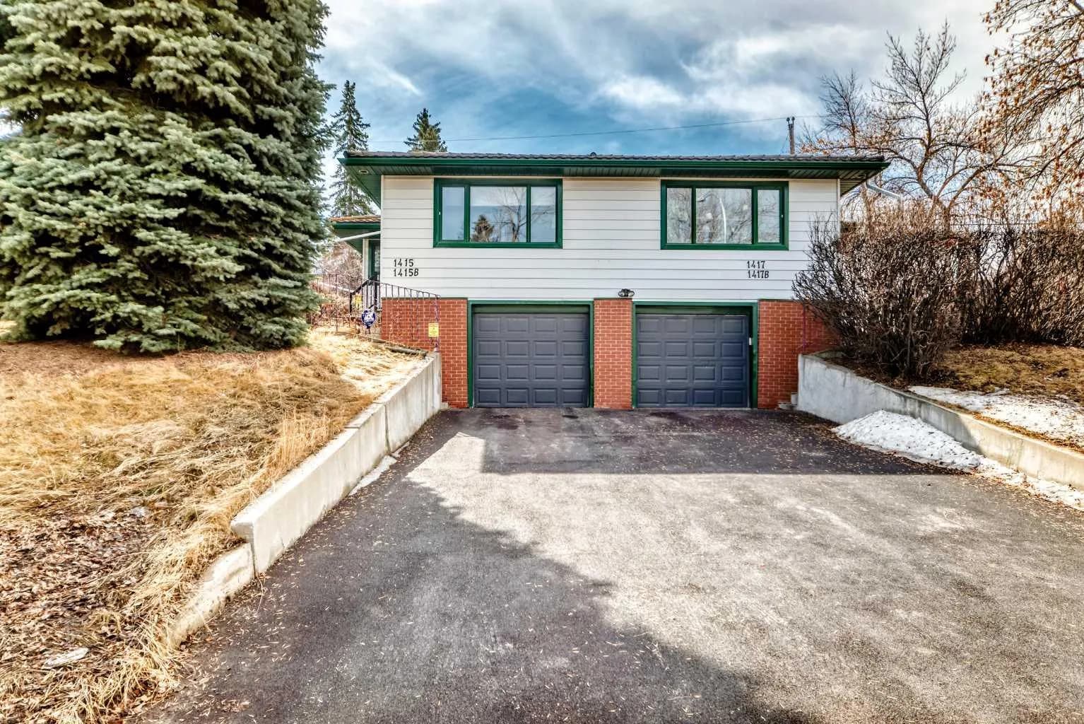 Semi Detached (Half Duplex)