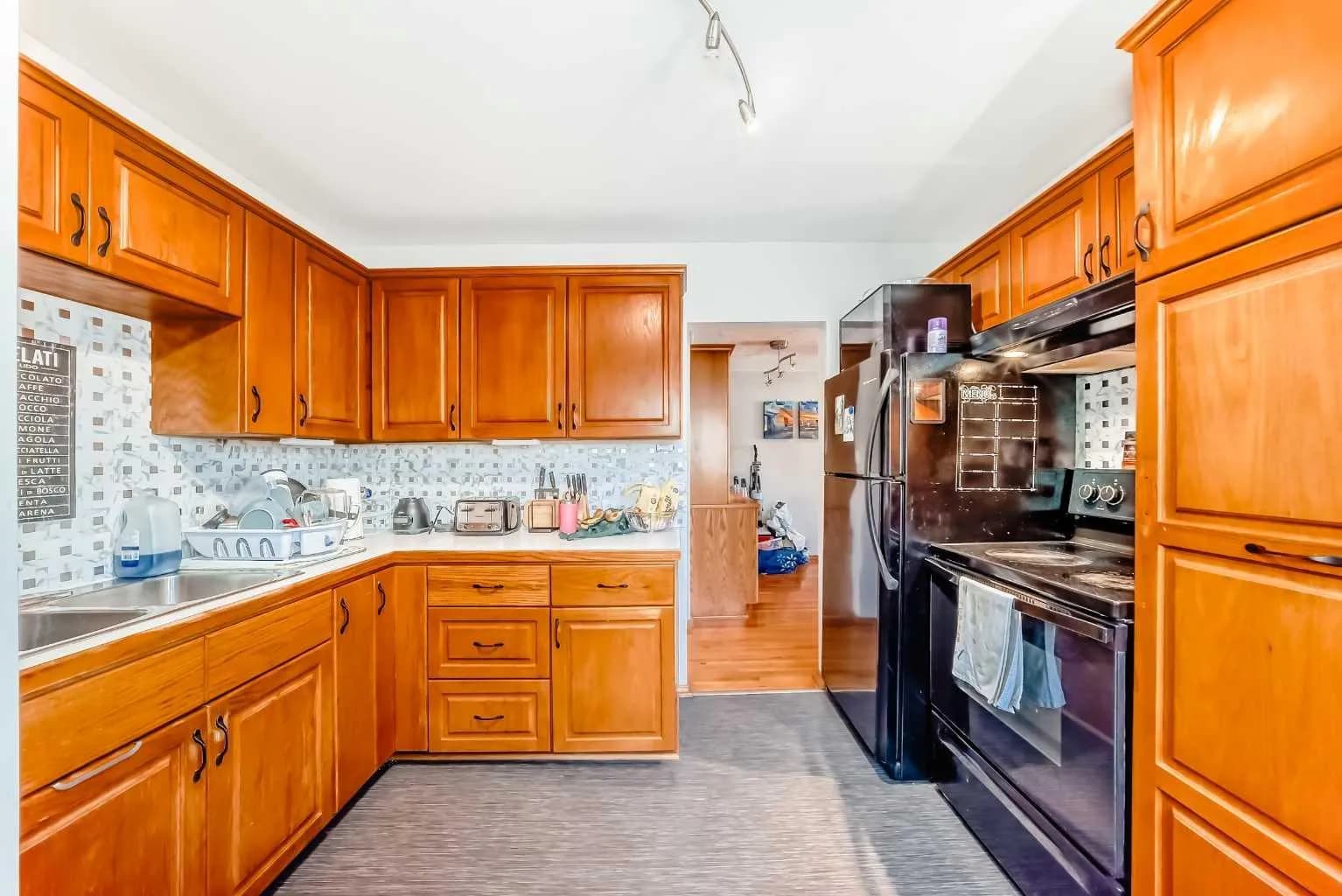 Semi Detached (Half Duplex)