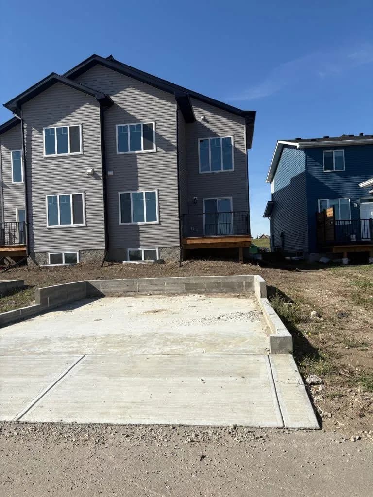 Semi Detached (Half Duplex)