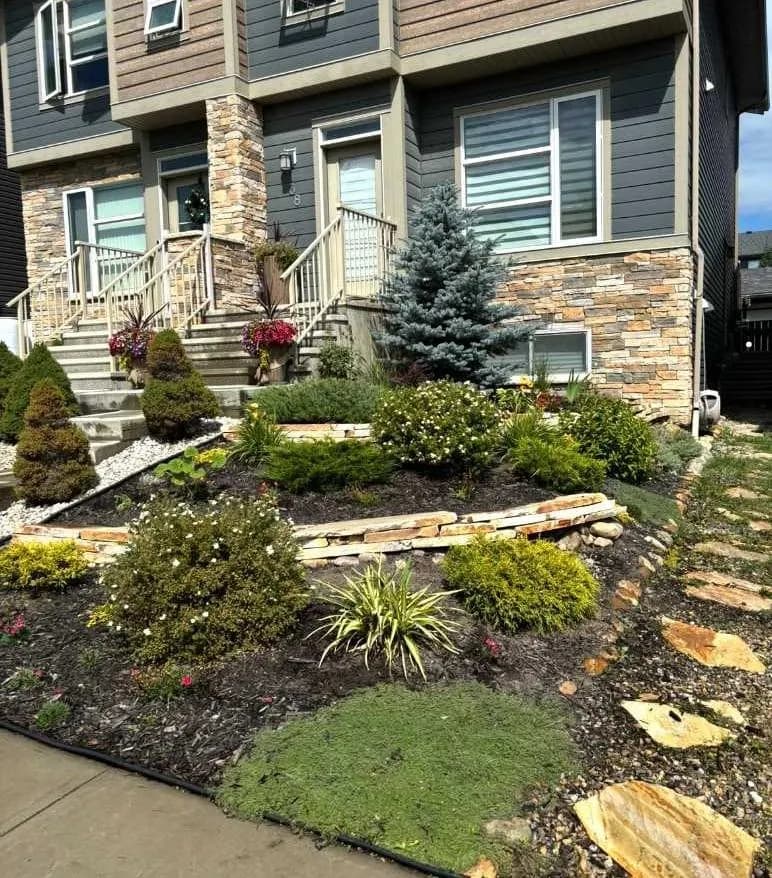 Semi Detached (Half Duplex)