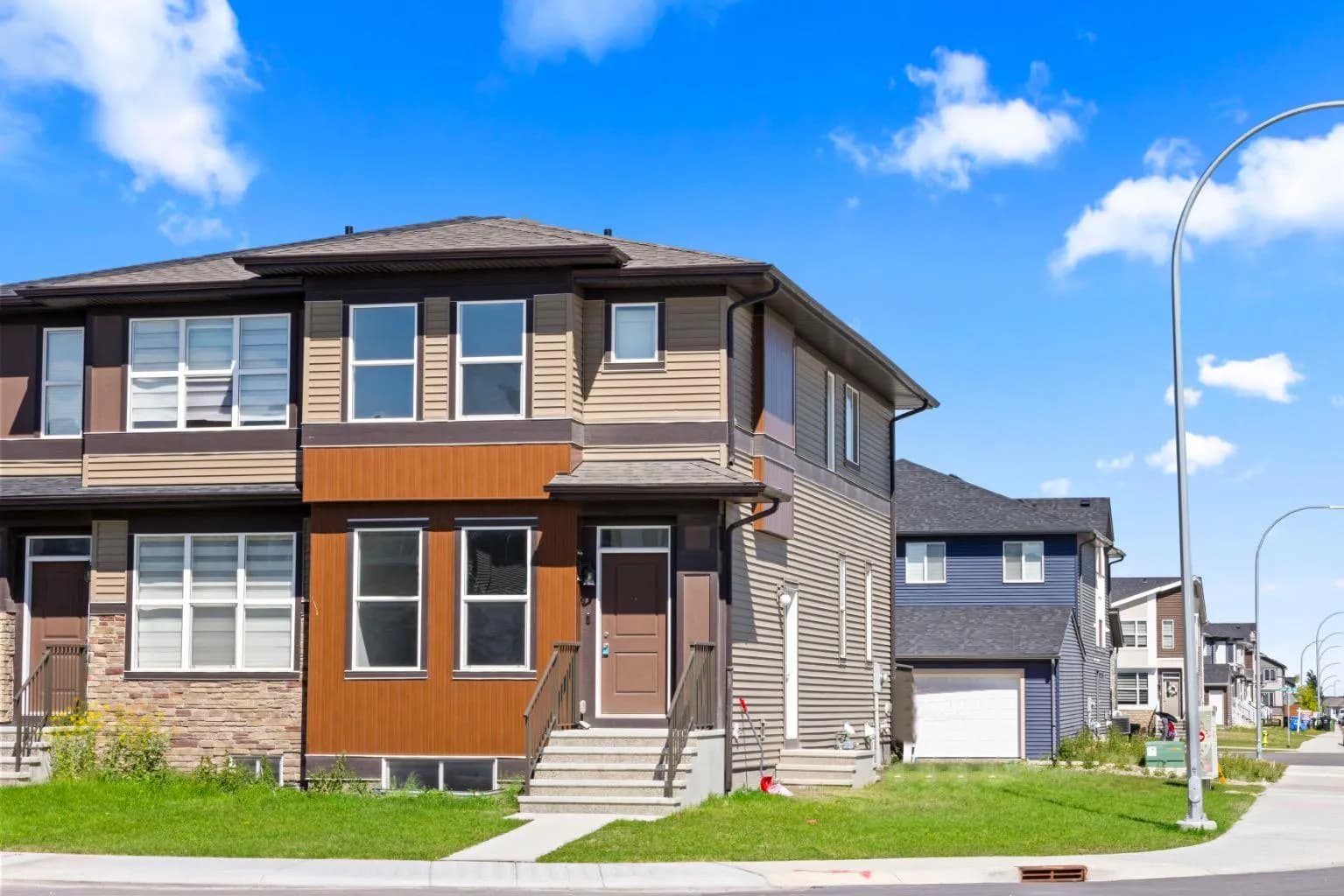 Semi Detached (Half Duplex)