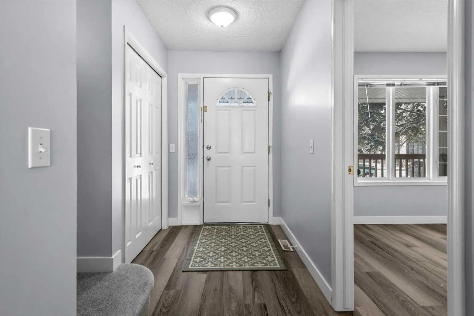 Semi Detached (Half Duplex)