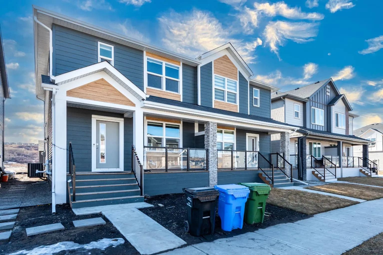 Semi Detached (Half Duplex)