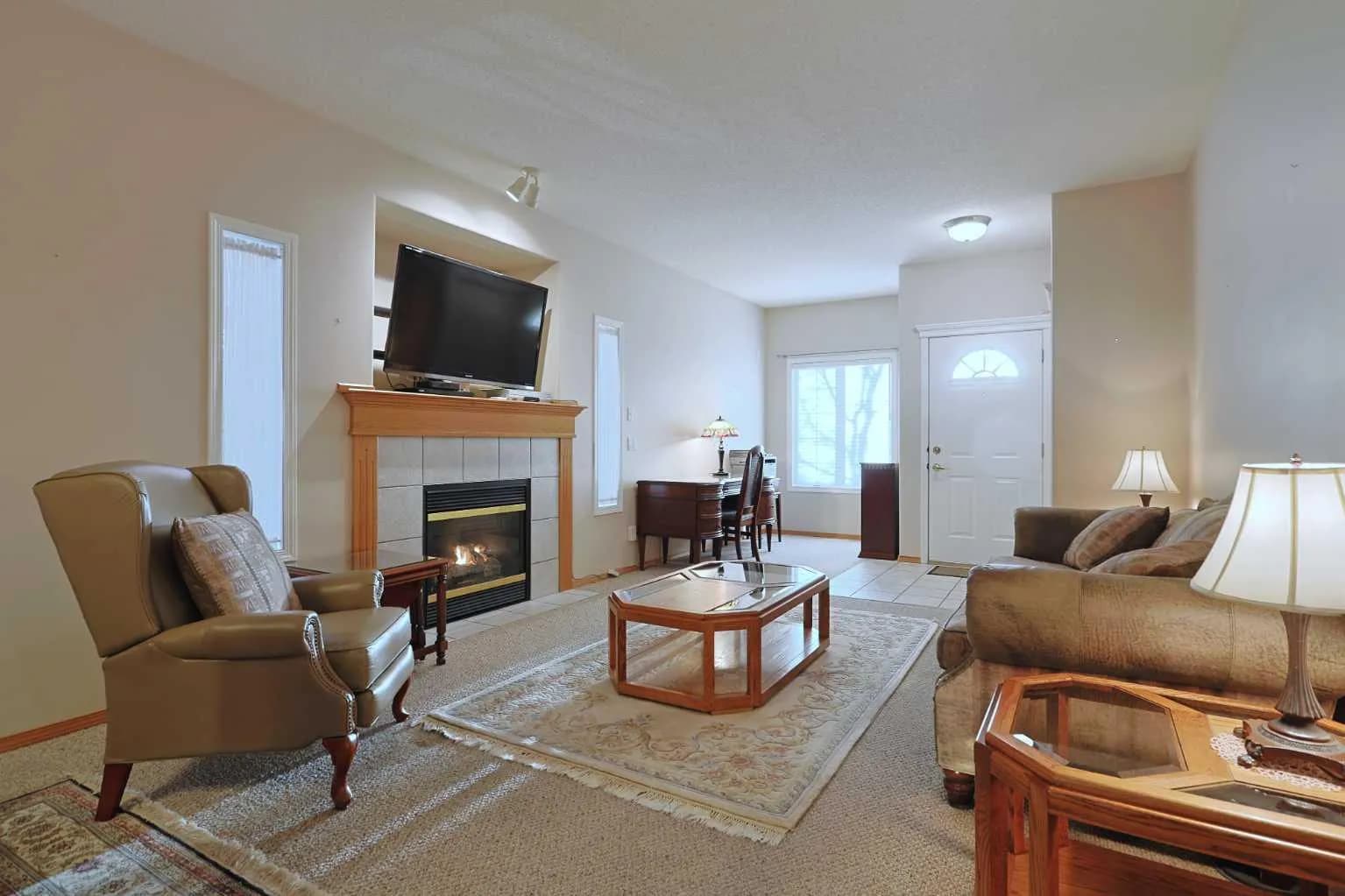 Semi Detached (Half Duplex)