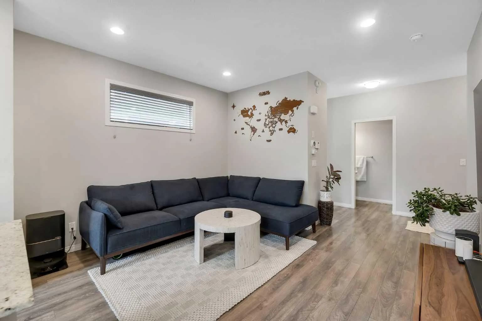 Semi Detached (Half Duplex)