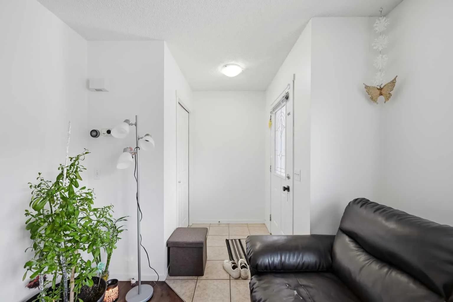 Semi Detached (Half Duplex)