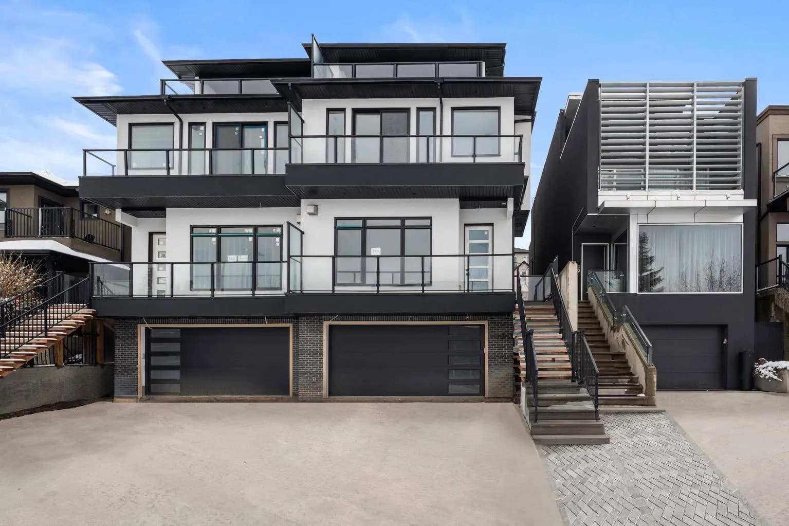 Semi Detached (Half Duplex)