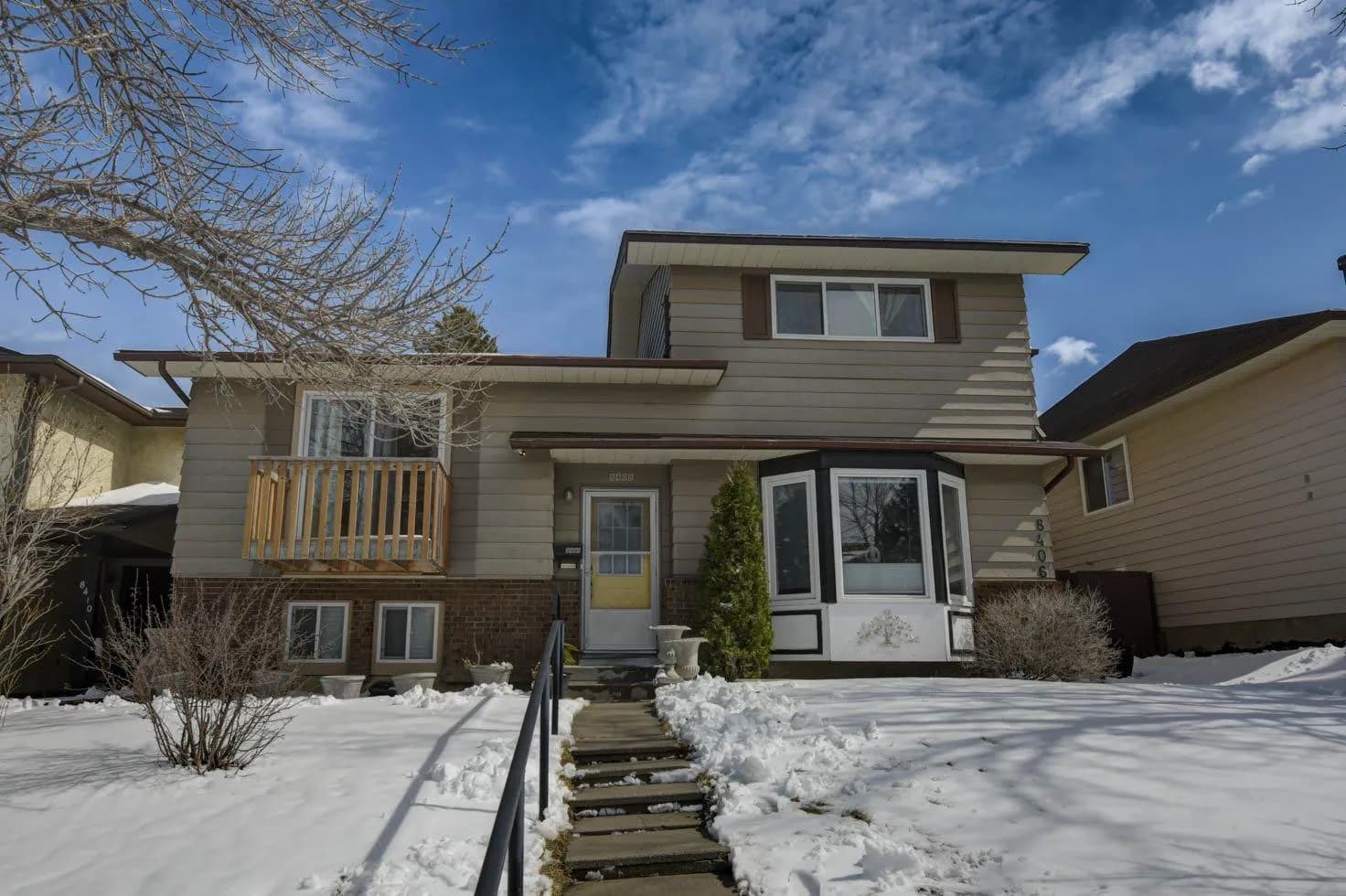 Semi Detached (Half Duplex)
