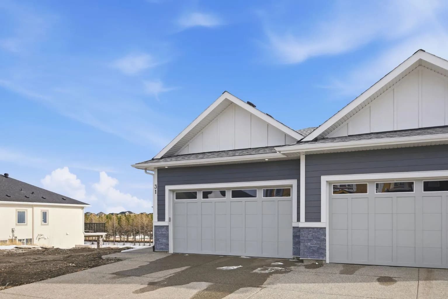 Semi Detached (Half Duplex)