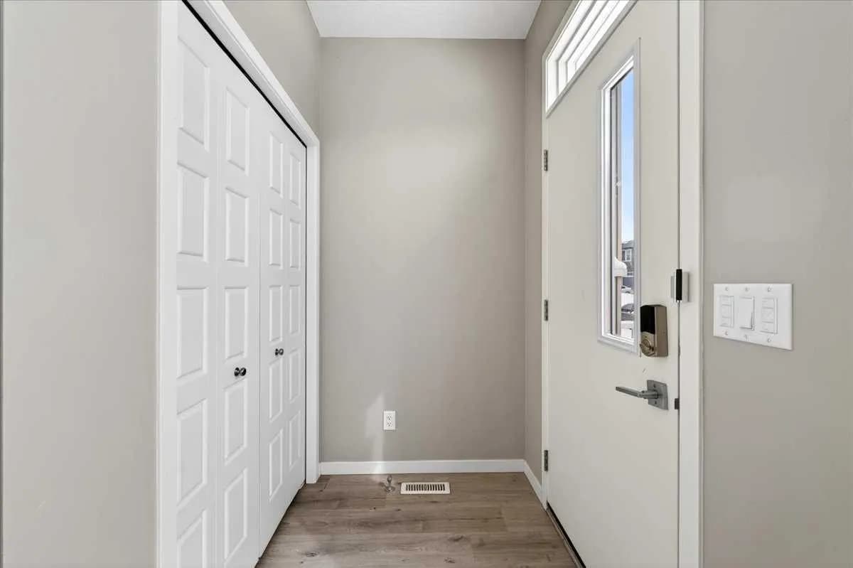 Semi Detached (Half Duplex)