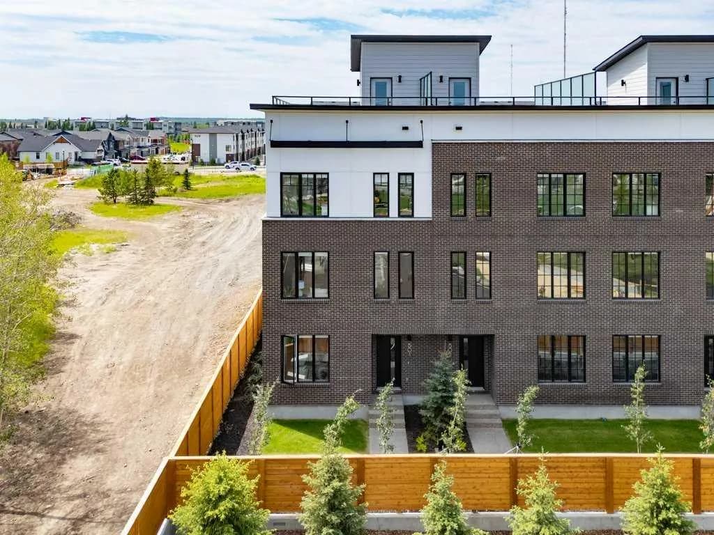 Row/Townhouse