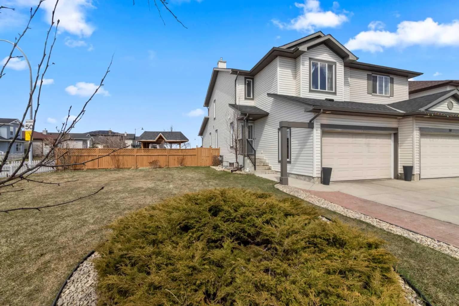 Semi Detached (Half Duplex)