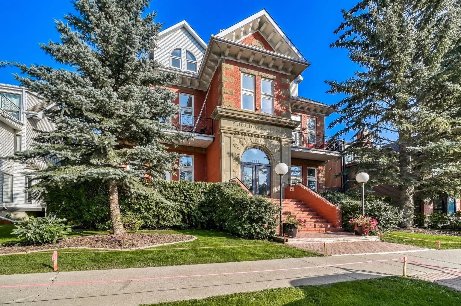Row/Townhouse