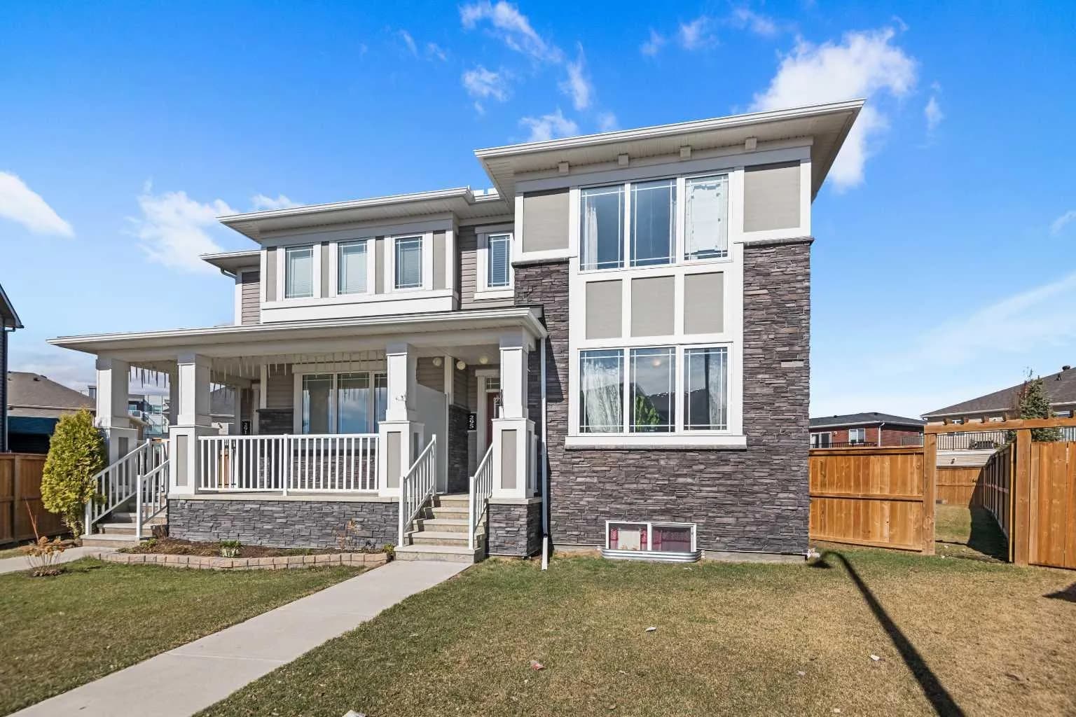 Semi Detached (Half Duplex)