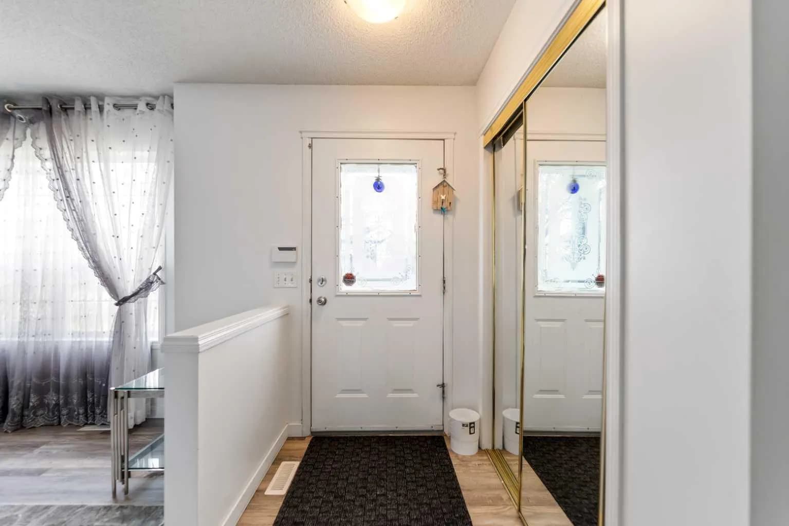 Semi Detached (Half Duplex)