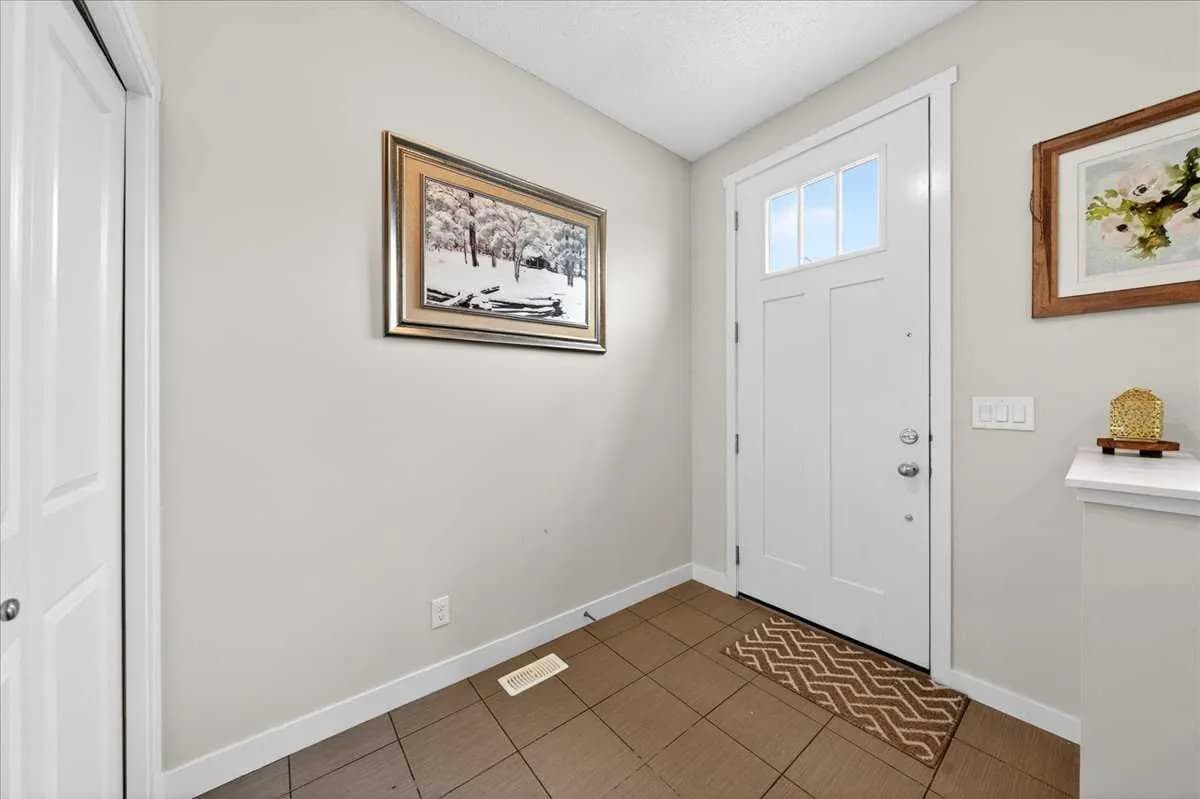 Semi Detached (Half Duplex)