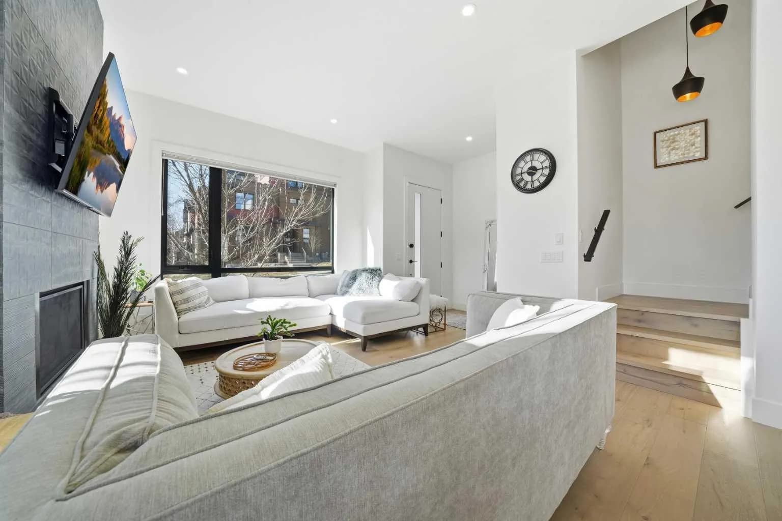Semi Detached (Half Duplex)