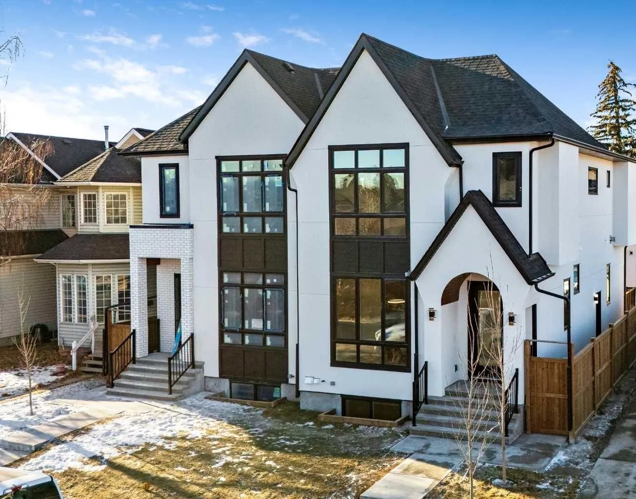 Semi Detached (Half Duplex)
