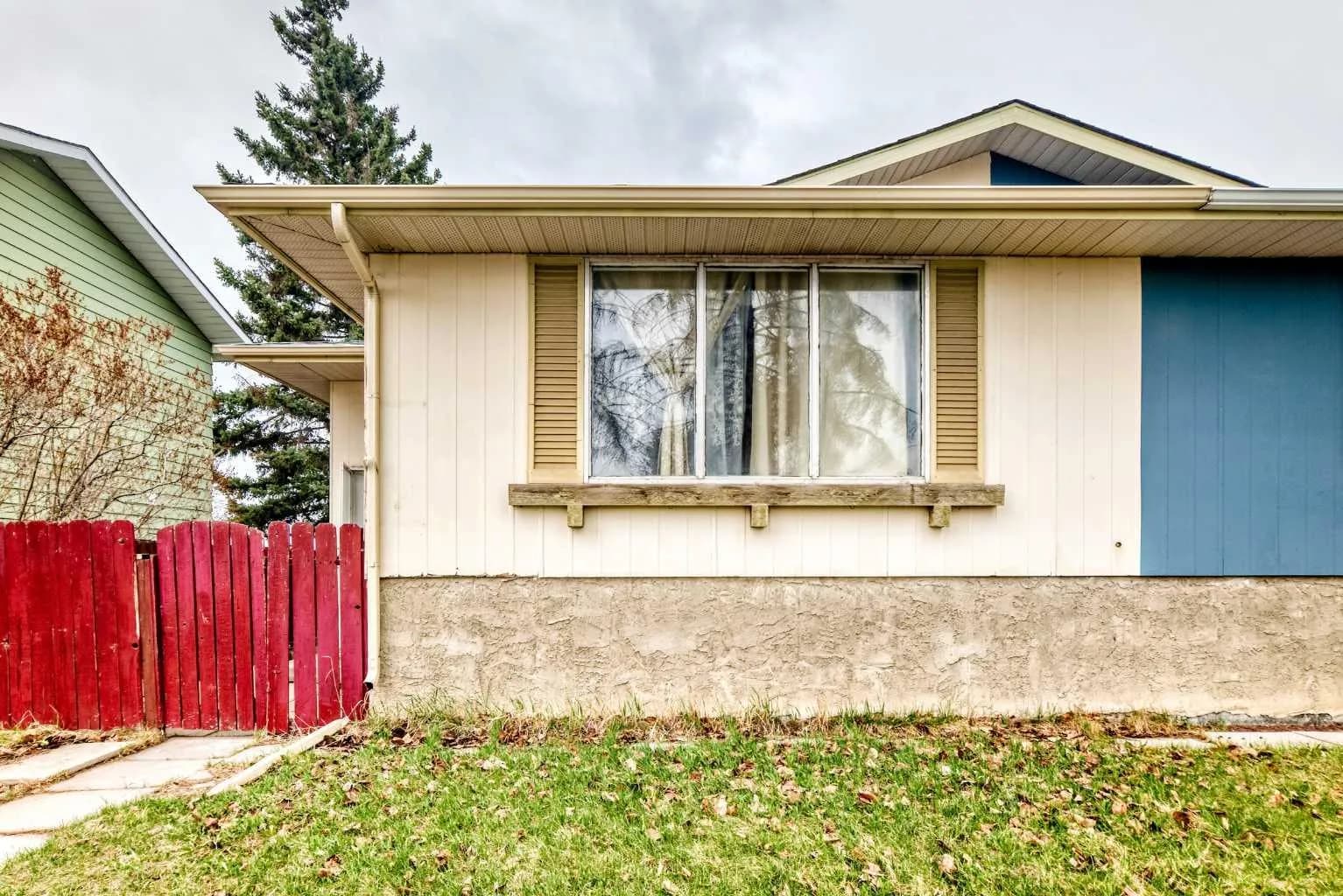 Semi Detached (Half Duplex)