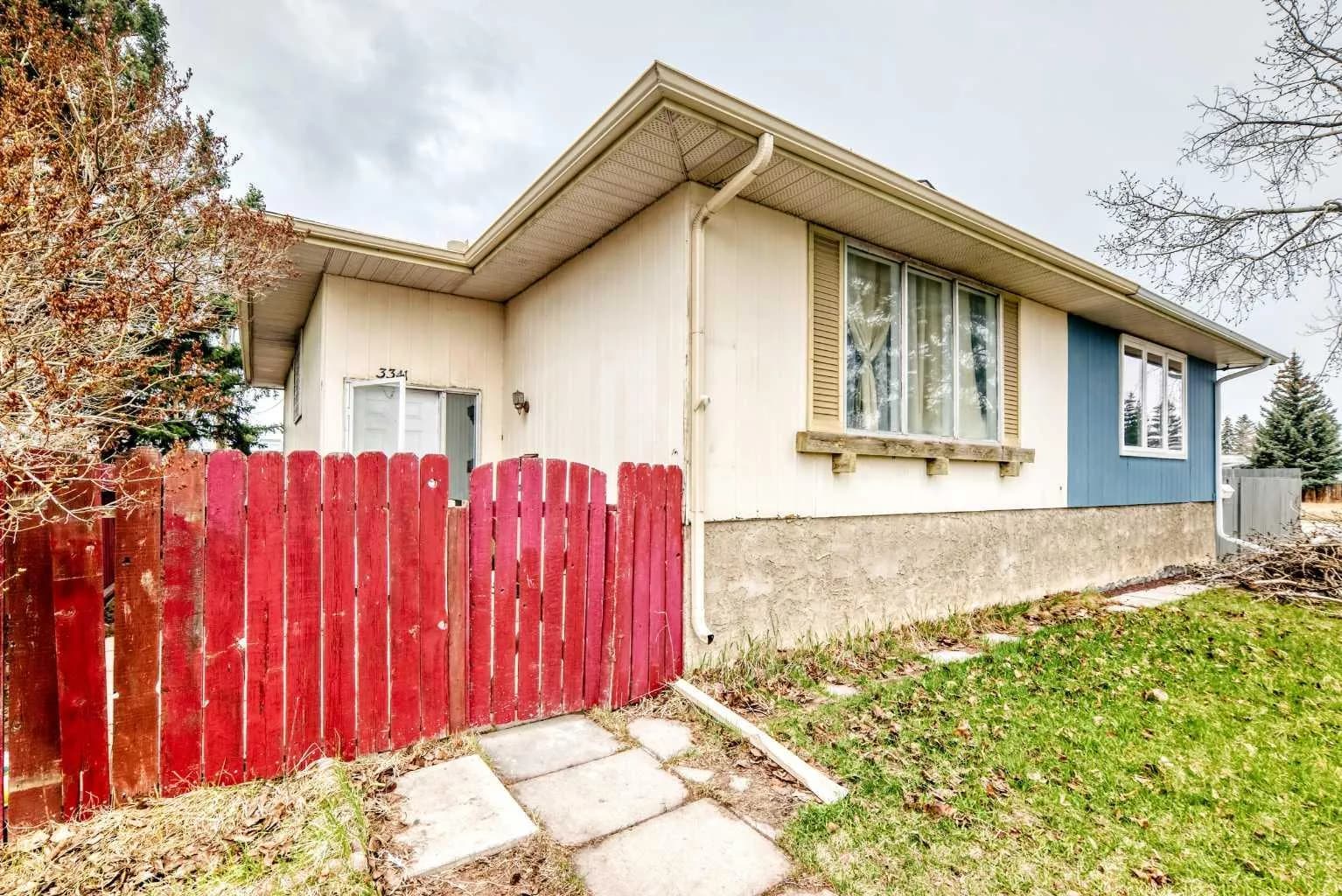 Semi Detached (Half Duplex)
