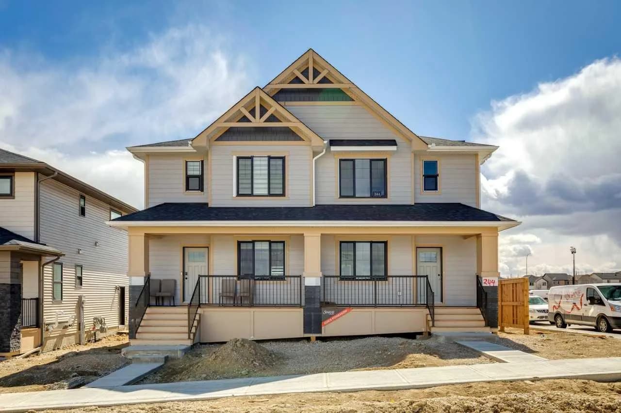 Semi Detached (Half Duplex)