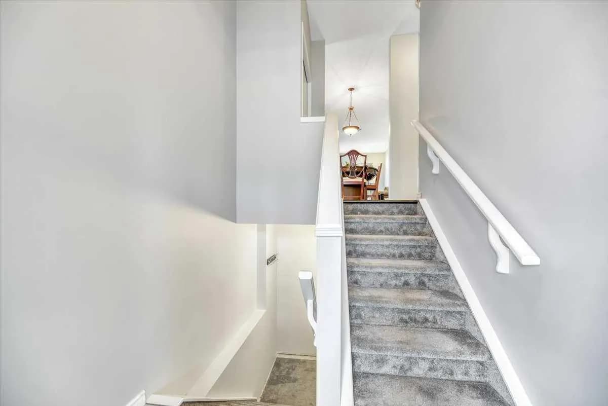 Semi Detached (Half Duplex)