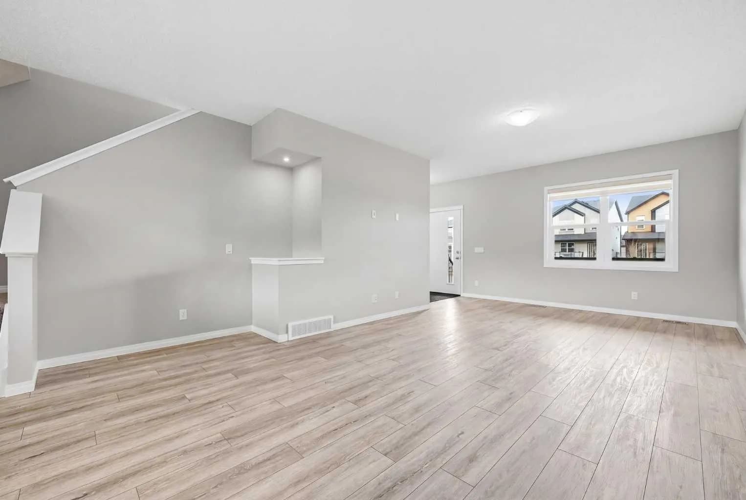 Semi Detached (Half Duplex)
