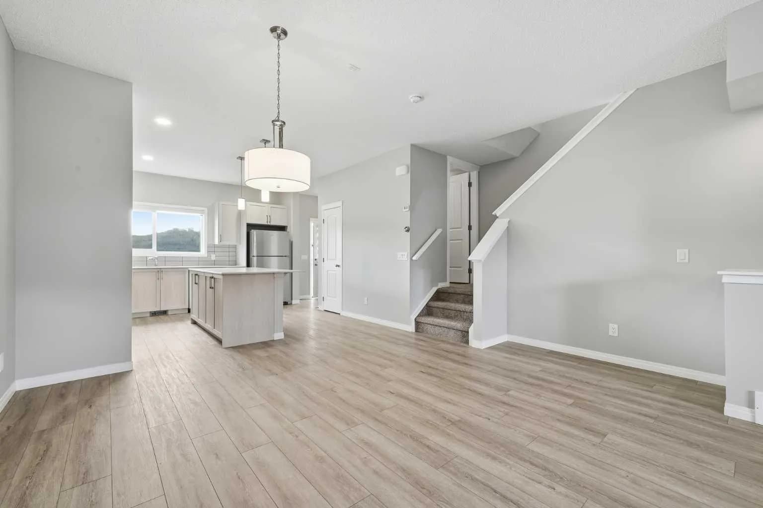 Semi Detached (Half Duplex)