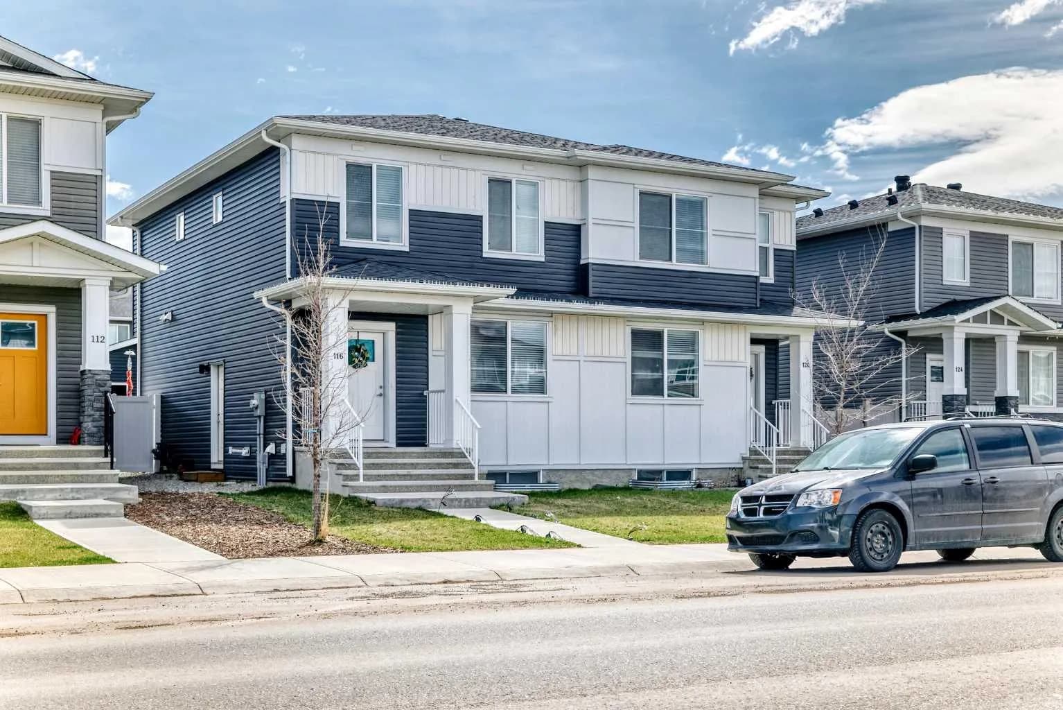 Semi Detached (Half Duplex)