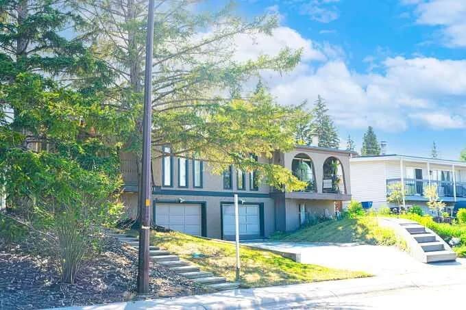 Semi Detached (Half Duplex)