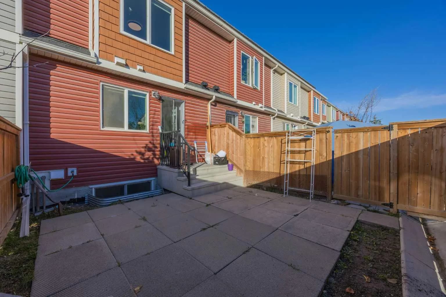 Row/Townhouse