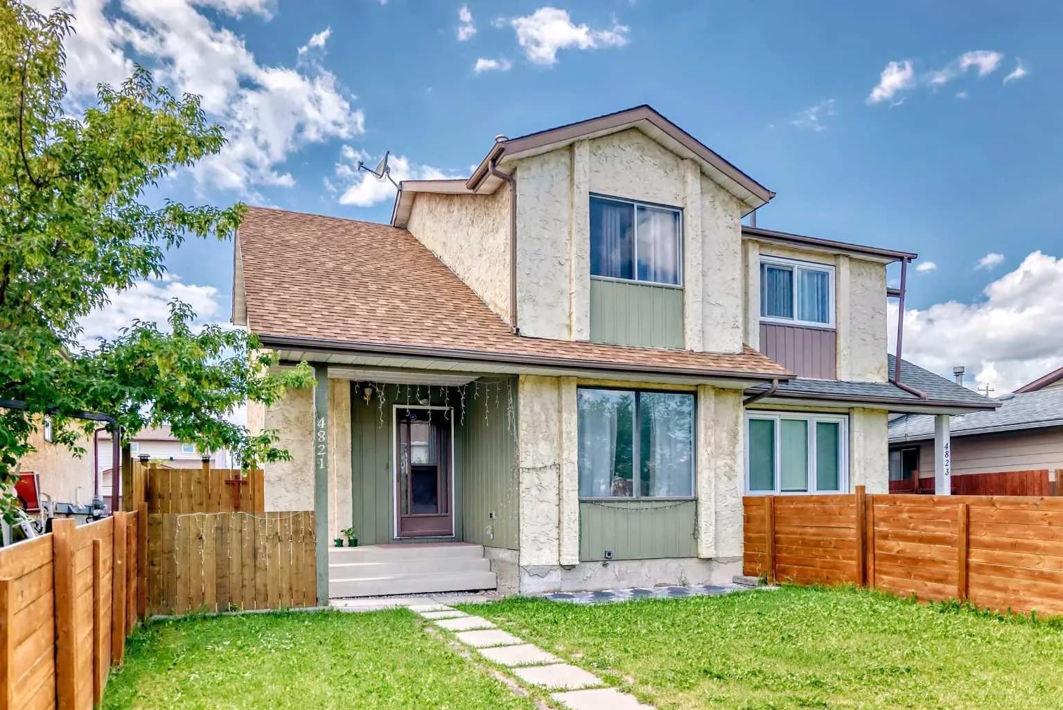Semi Detached (Half Duplex)