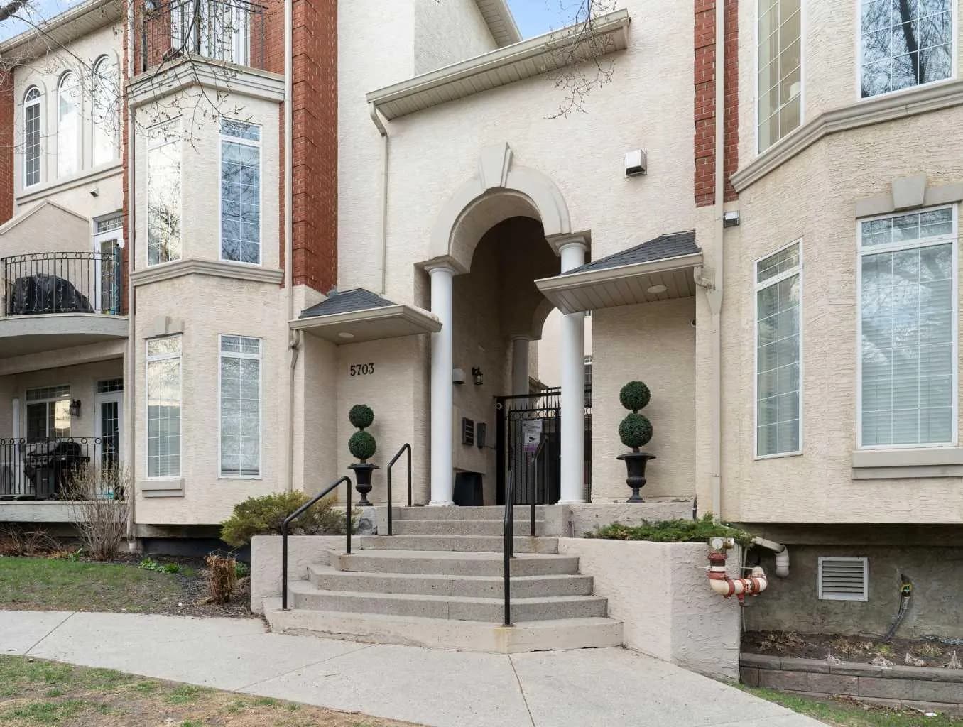 Row/Townhouse