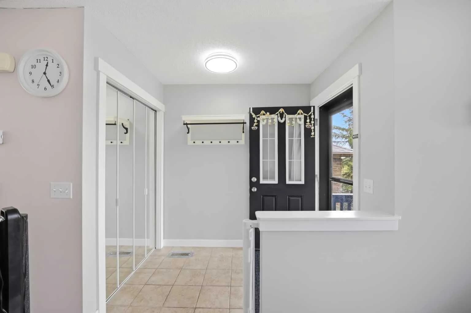 Semi Detached (Half Duplex)