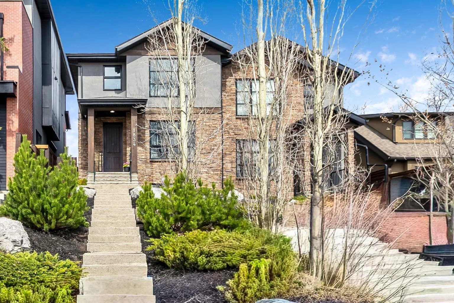 Semi Detached (Half Duplex)