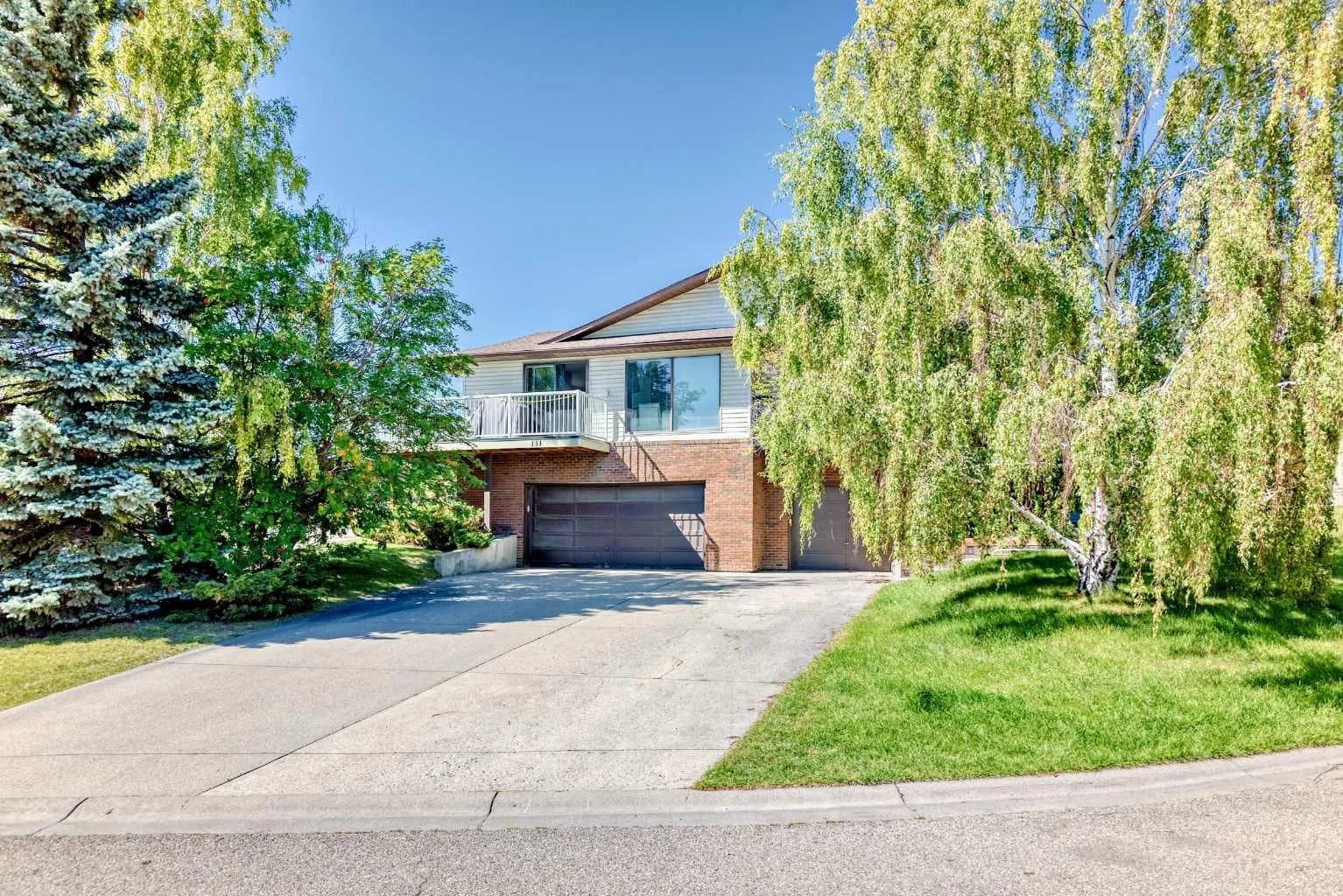 Semi Detached (Half Duplex)