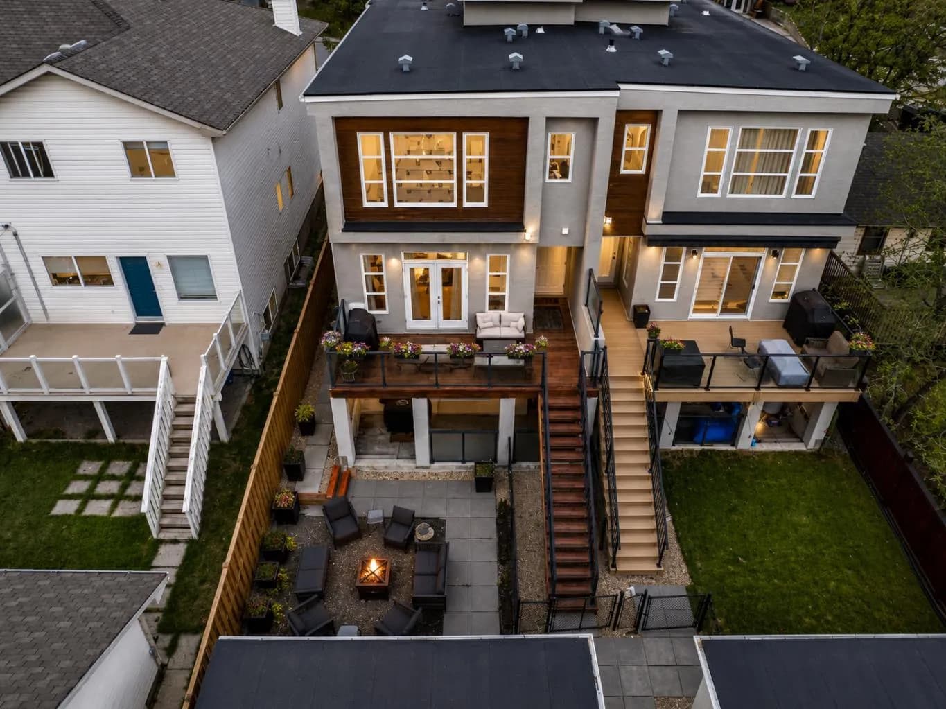 Semi Detached (Half Duplex)