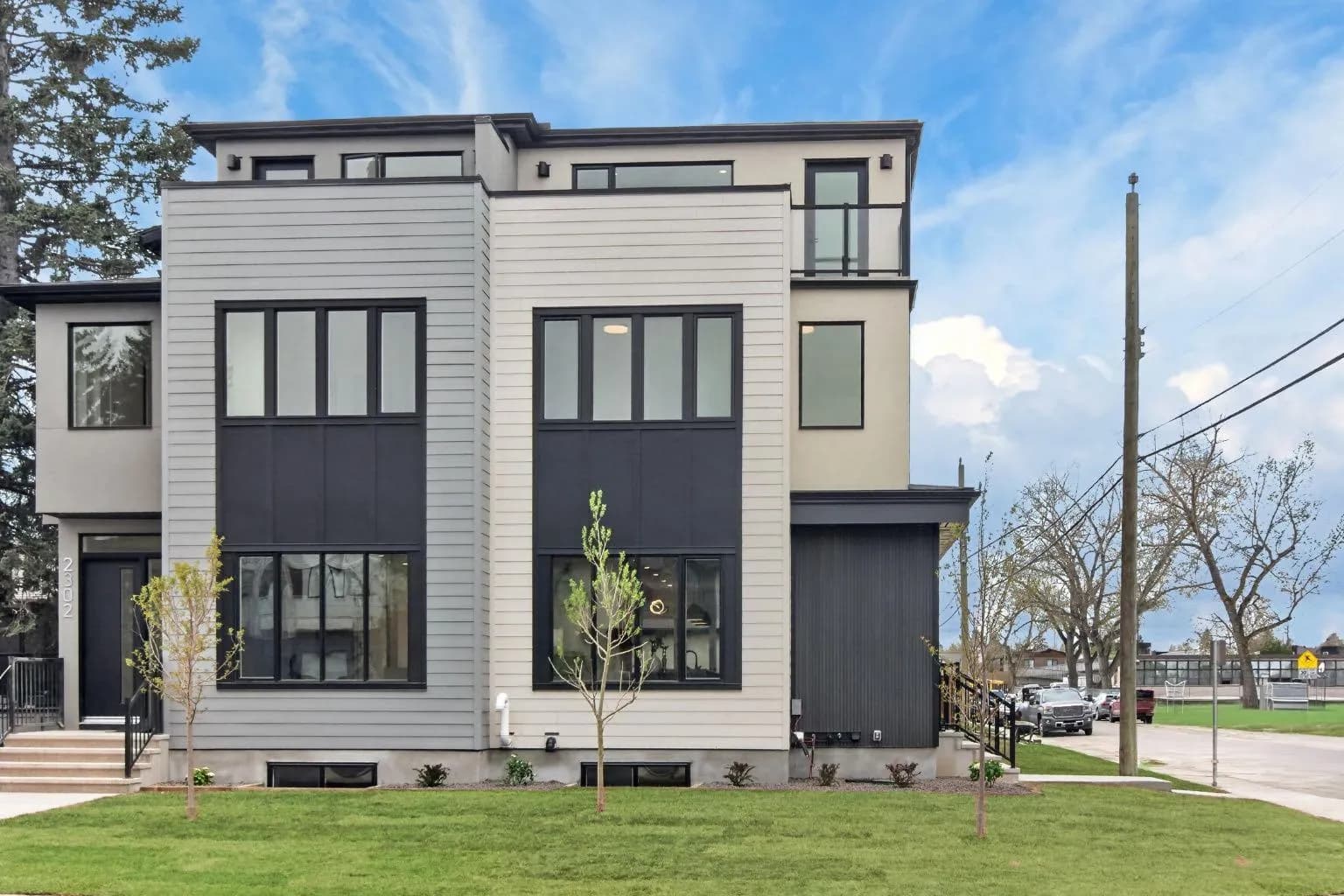 Semi Detached (Half Duplex)